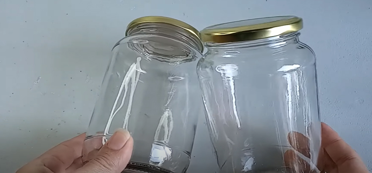 2 glasses of jar