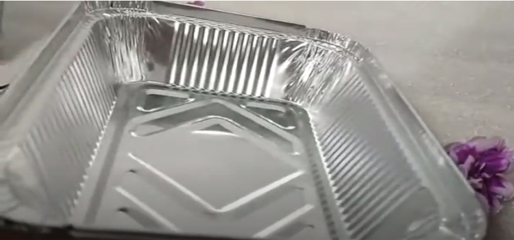 Thicker rectangular aluminum foil pan