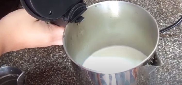 boiling milk in an electric kettle