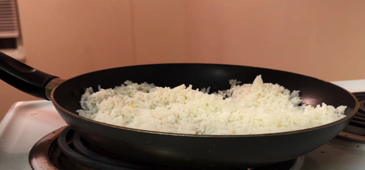 heating rice on a pan