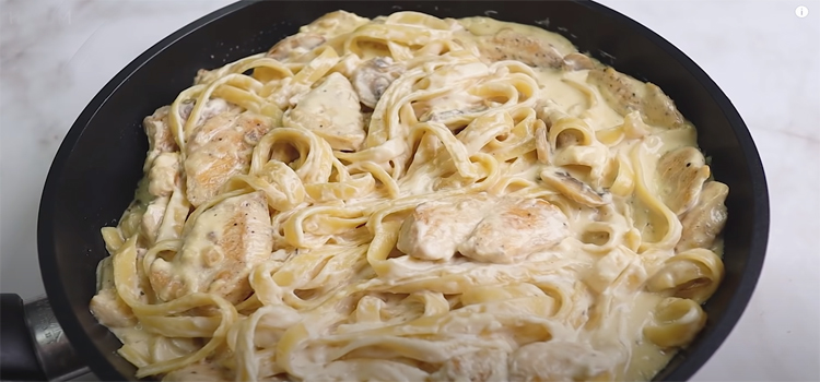 Chicken Fettuccine Alfredo on a Pan