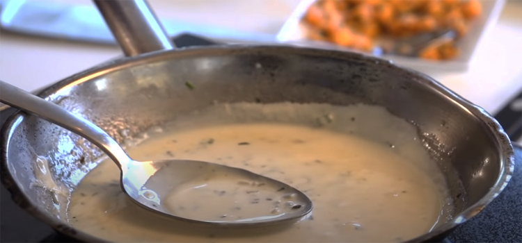 cream sauce on a pan