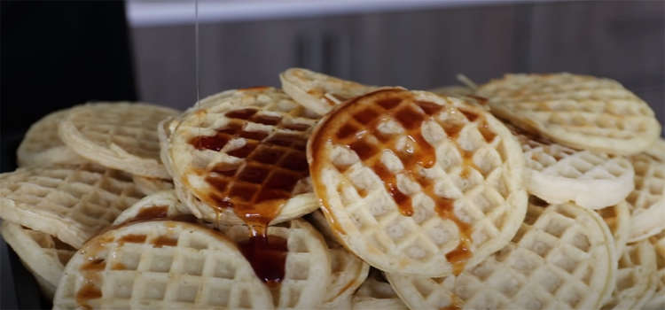 waffle with syrup