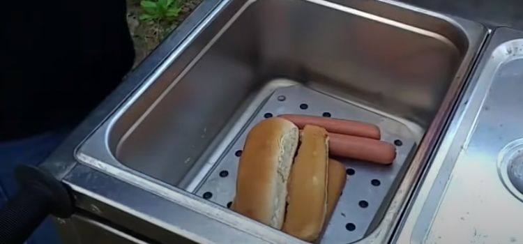 steaming hot dogs and buns