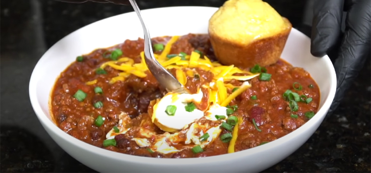 Chili & Cornbread on a Bowl