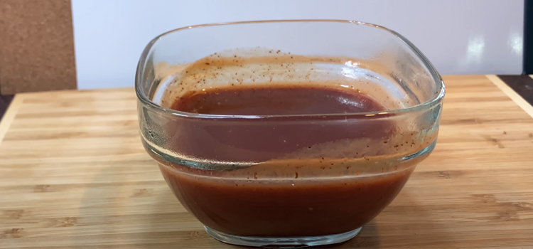 Mild Sauce on a Glass Bowl