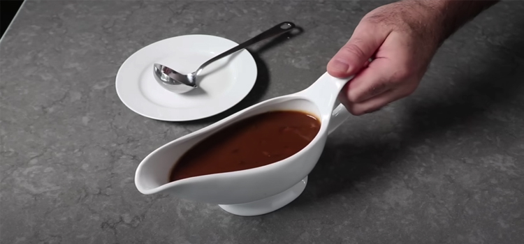 Au Jus on a Sauce Boat