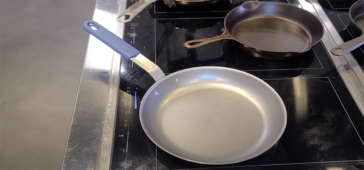 Misen Pan on Top of a Stove