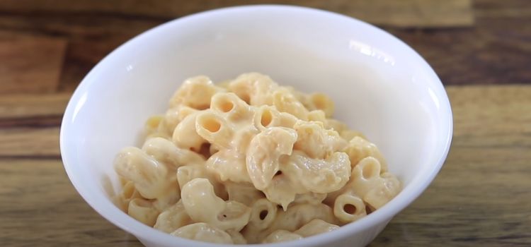 Mac & Cheese on a Bowl