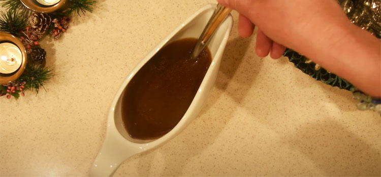 Au Jus on a Sauce Boat