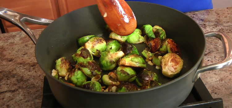 Cooking Garlic Brussels Sprouts